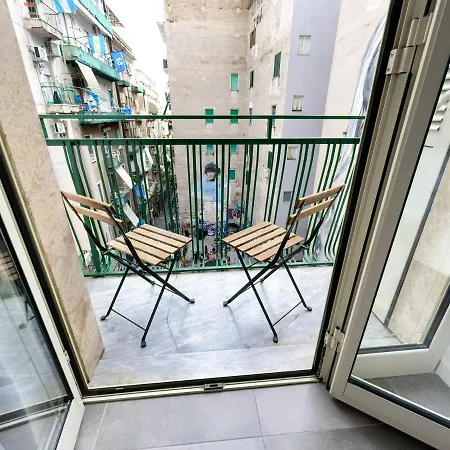 فندق مبيت وإفطار I Murales نابولي