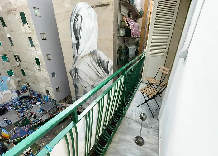 Bed & Breakfast I Murales Naples