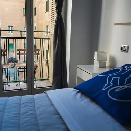 Alojamento de Acomodação e Pequeno-almoço I Murales 4*