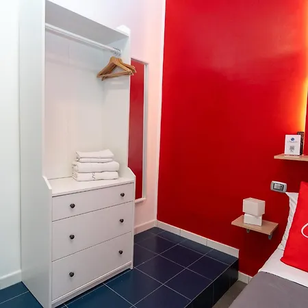 Bed and Breakfast I Murales